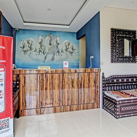 Capital O 91384 Rintaka Residence Senggigi Kültér fotó