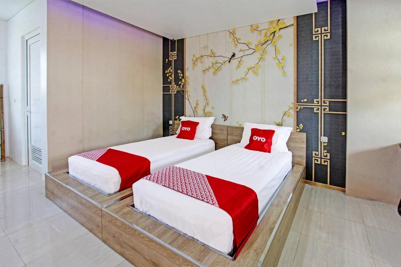 Capital O 91384 Rintaka Residence Senggigi Kültér fotó