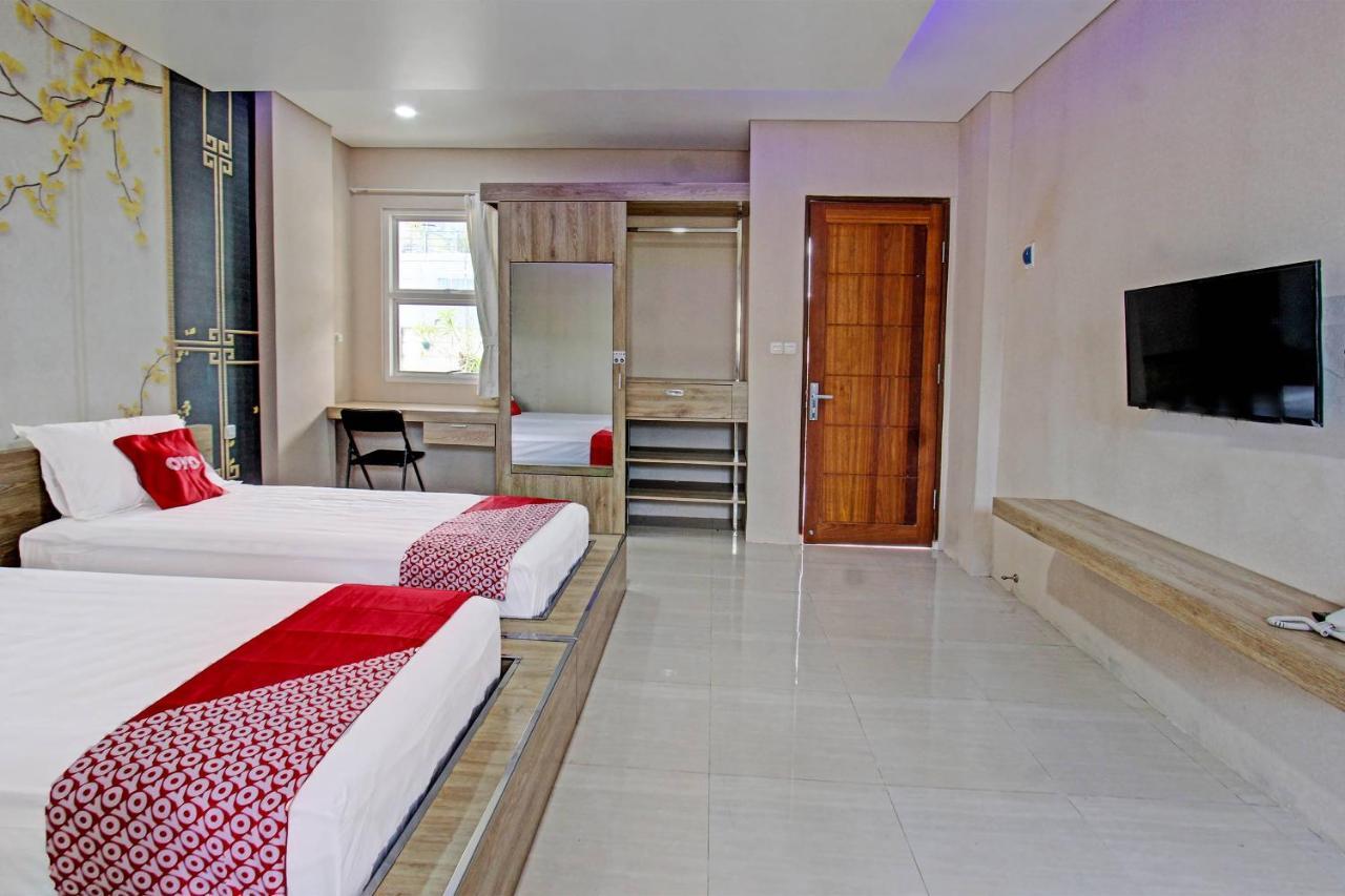 Capital O 91384 Rintaka Residence Senggigi Kültér fotó